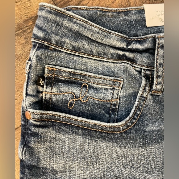 NWT! Judy Blue High Waist Relaxed Fit Skinny Jean. Size 15/32. - Picture 14 of 14